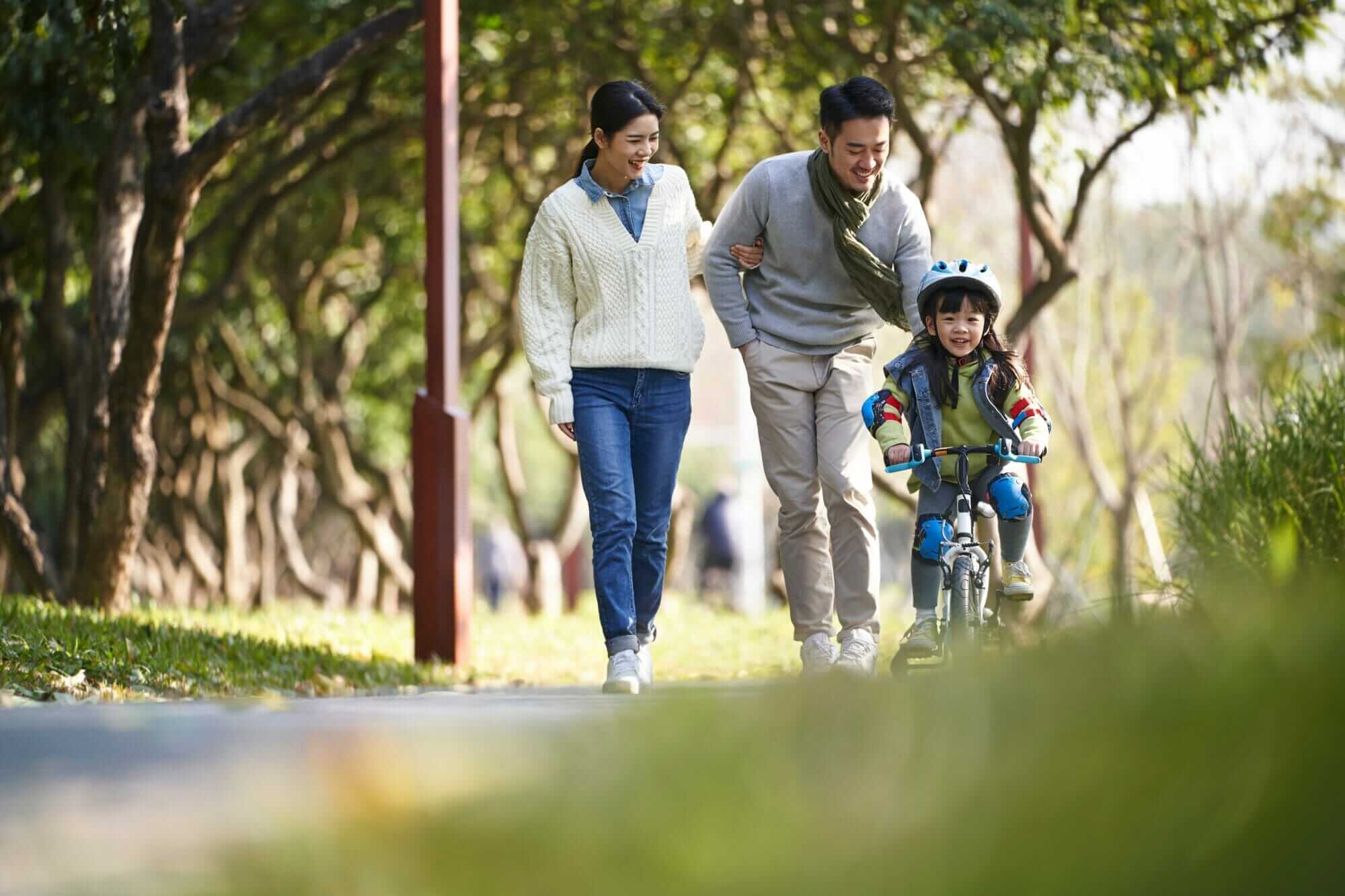 Family enjoying outdoor activity Mile High Psychology Example of quality of life for young families
